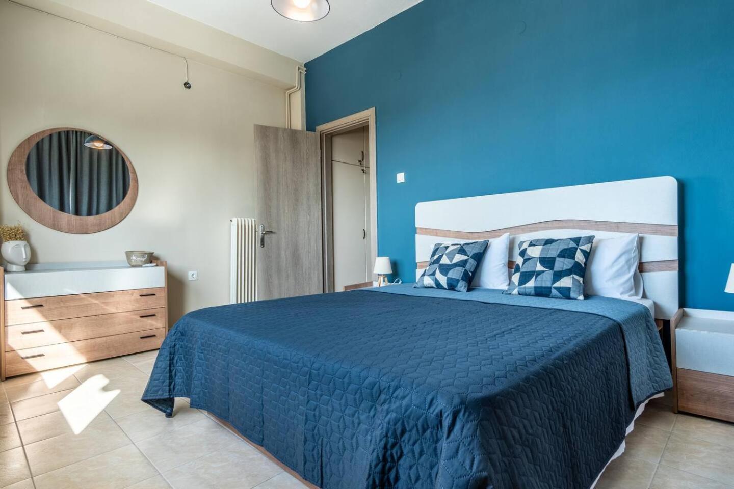 Eis Deluxe Apartment Alexandroupoli Bagian luar foto